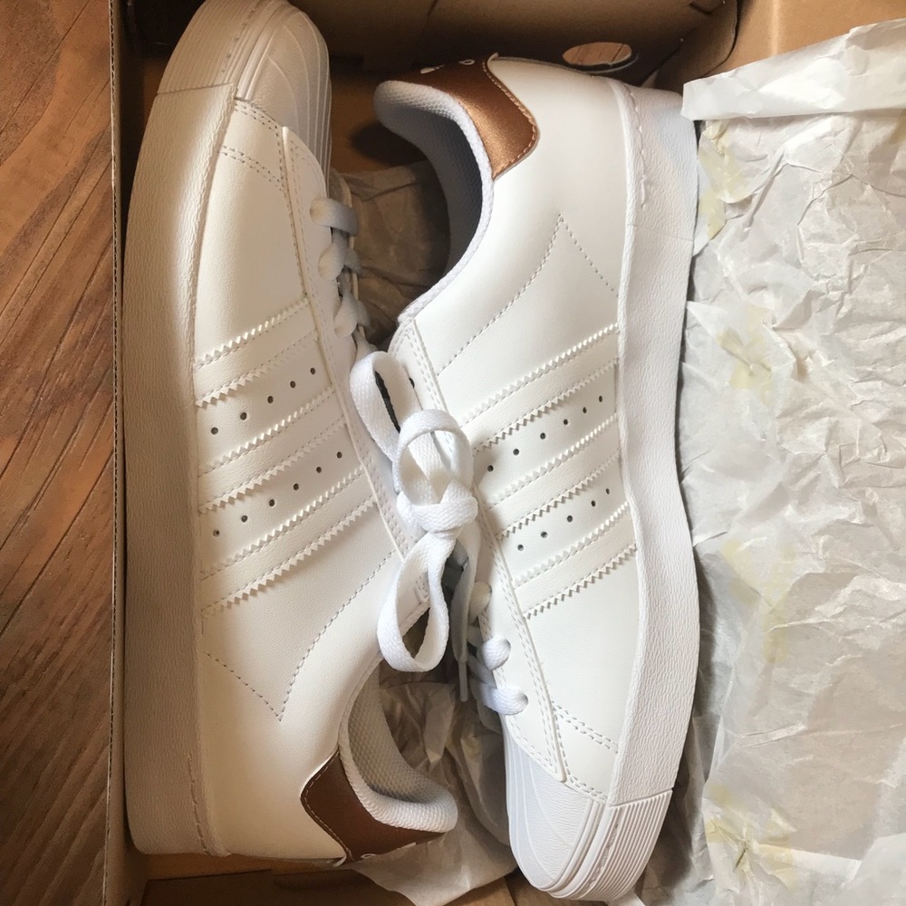 Adidas Superstar VULC white and gold